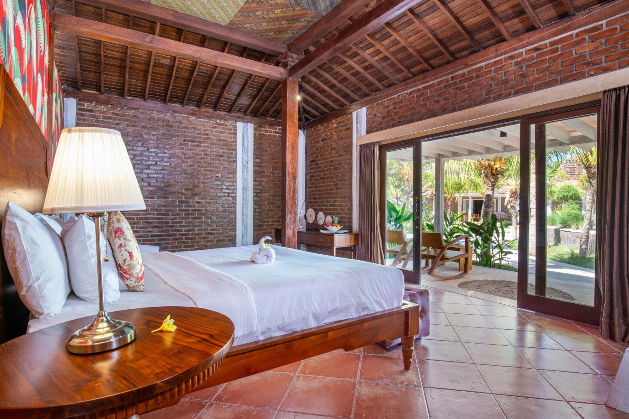 Frii Resort Гили Траванган Экстерьер фото