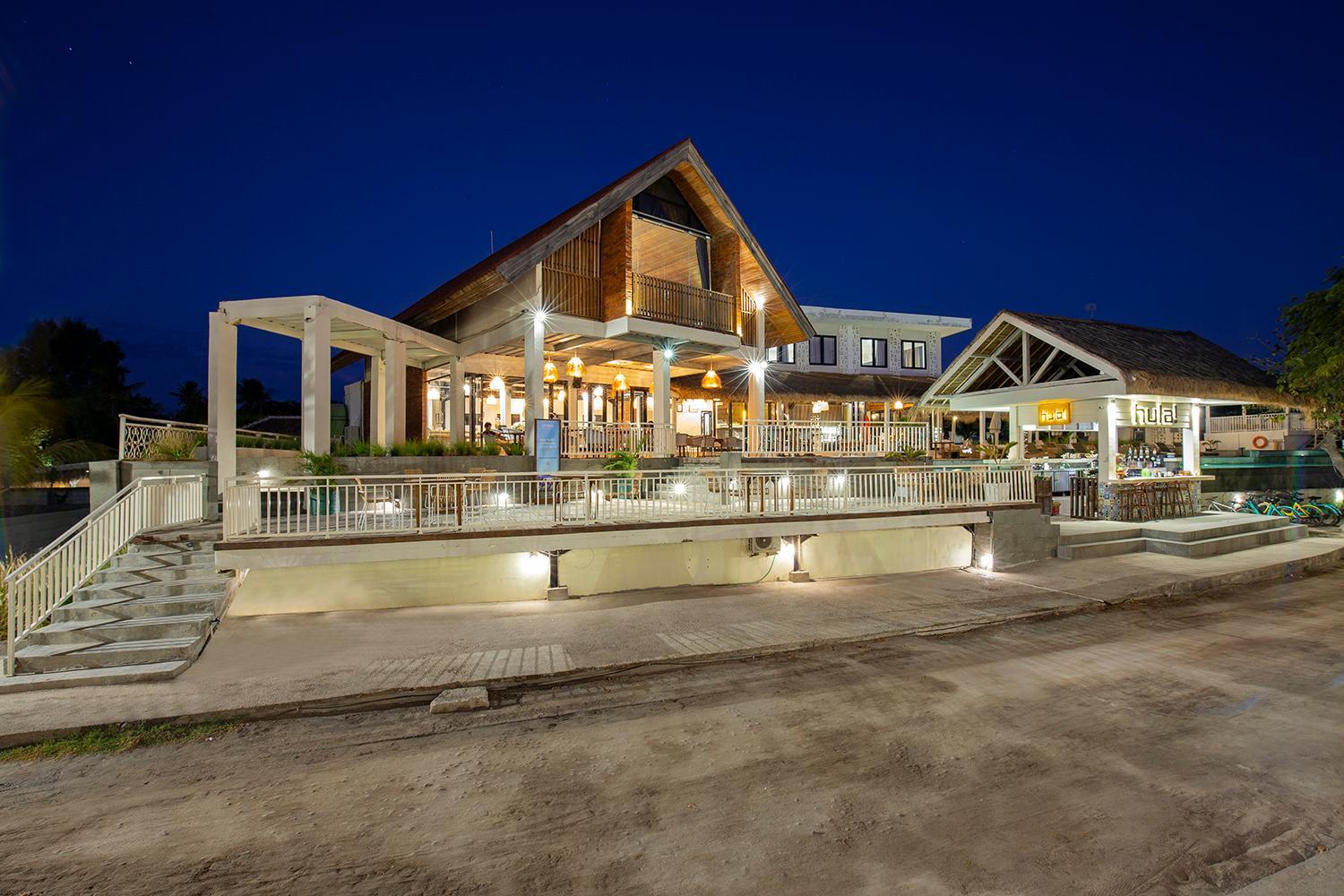Frii Resort Гили Траванган Экстерьер фото
