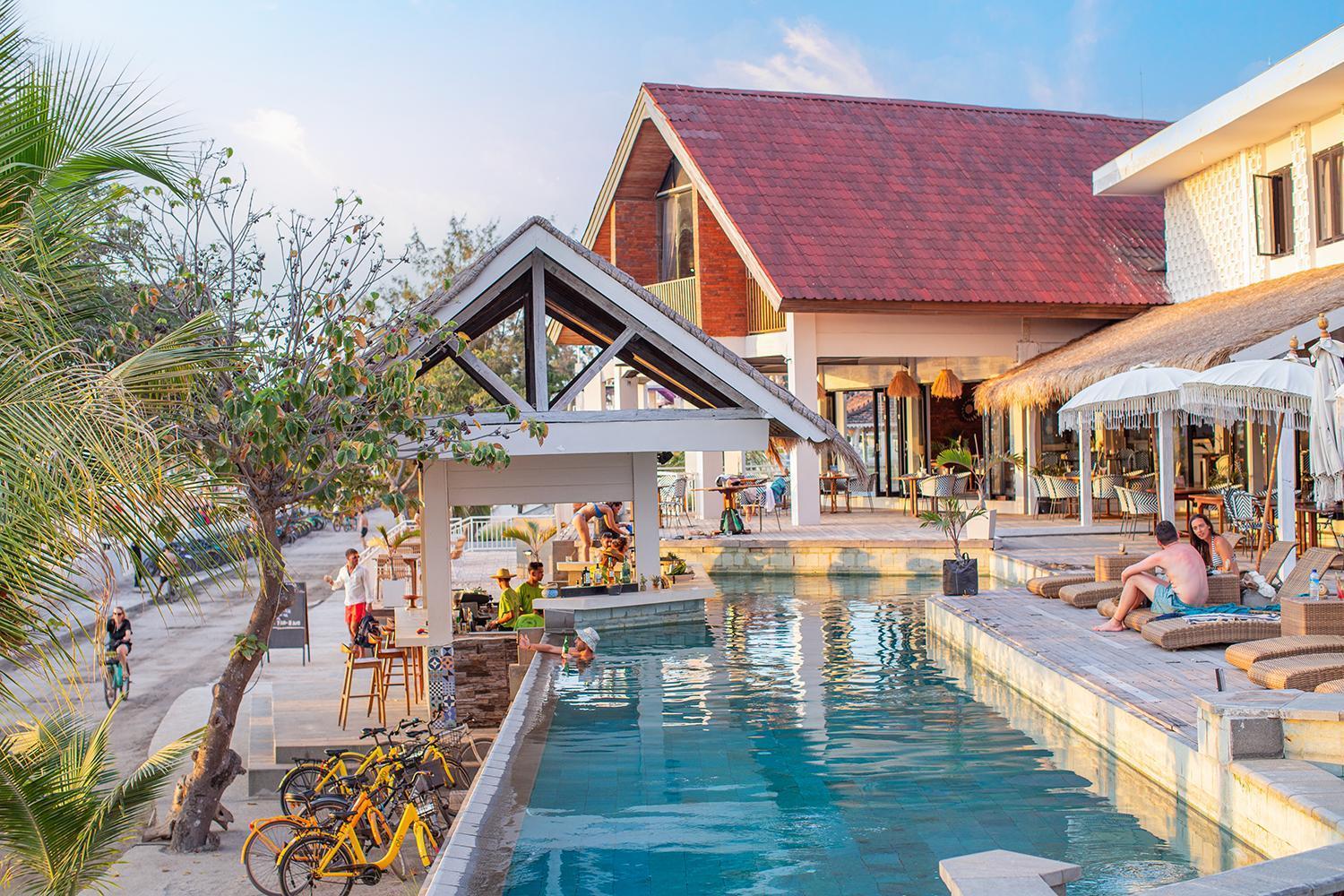 Frii Resort Гили Траванган Экстерьер фото